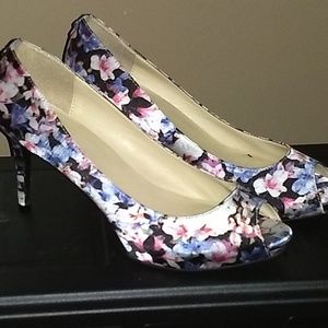 Liz Claiborne Platform Open-toe Pumps
